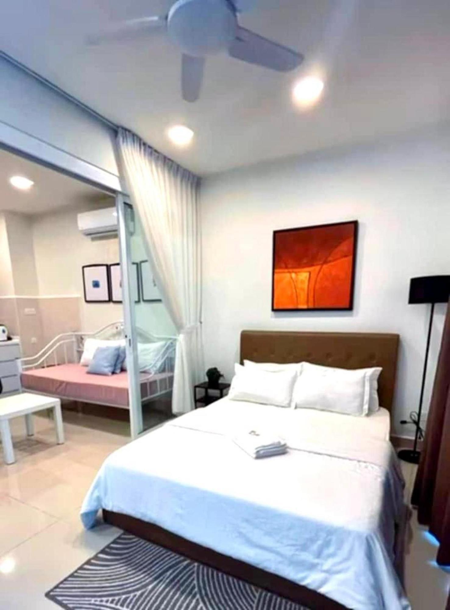 Covesign Suite, The Shore Kota Kinabalu Eksteriør billede
